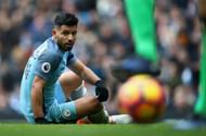 MANCHESTER, ENGLAND - DECEMBER 03:  Sergio Aguero of Manchester City shows his dejection during the Premier League match between Manchester City and Chelsea at Etihad Stadium on December 3, 2016 in Manchester, England.  (Photo by Clive Brunskill/Getty Images)